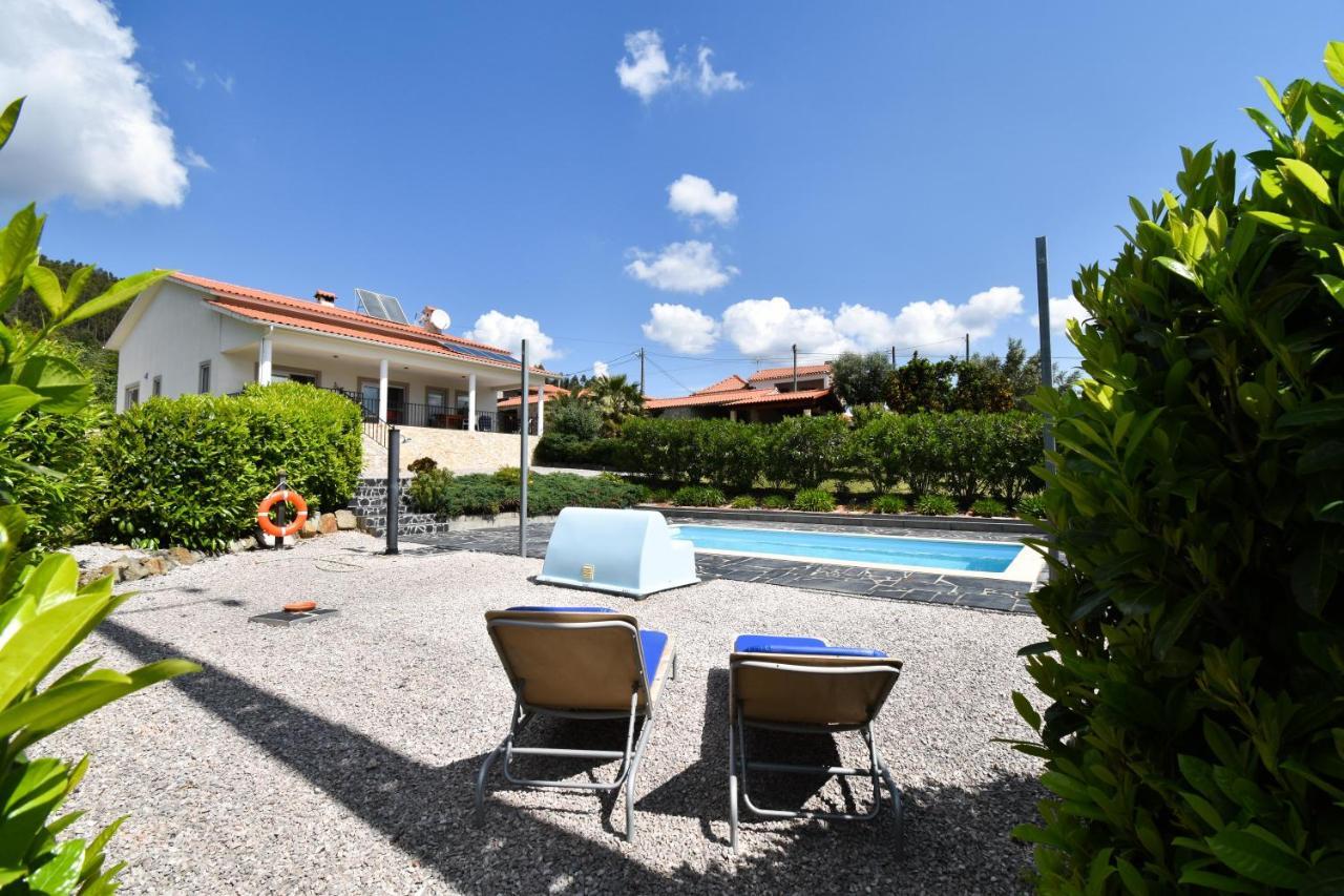 Quinta Da Borboleta Villa วิลา โนวา เจ ปัวอาเรส ภายนอก รูปภาพ