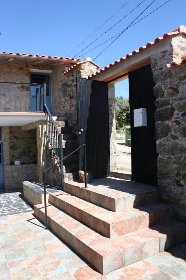 Quinta Da Borboleta Villa วิลา โนวา เจ ปัวอาเรส ภายนอก รูปภาพ